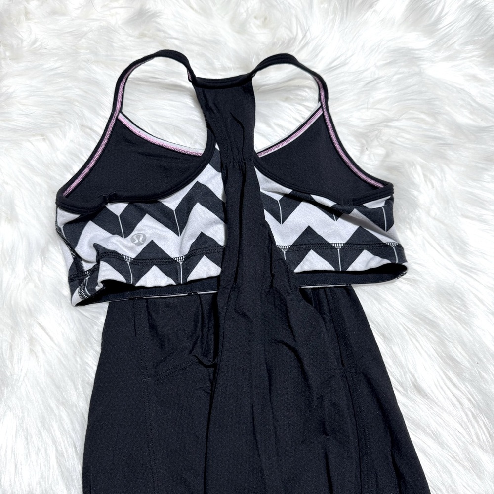 ⬇️$25 Lululemon‎ no limits tank size 4